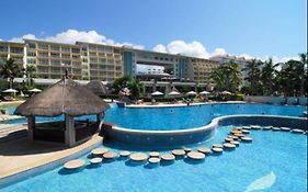 Days Hotel & Suites Resort Sanya